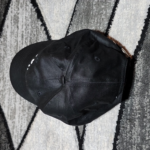 DOROTHY MARTIN BLACK EMBROIDERED ADJUSTABLE CAP HAT UNISEX - Picture 5 of 11